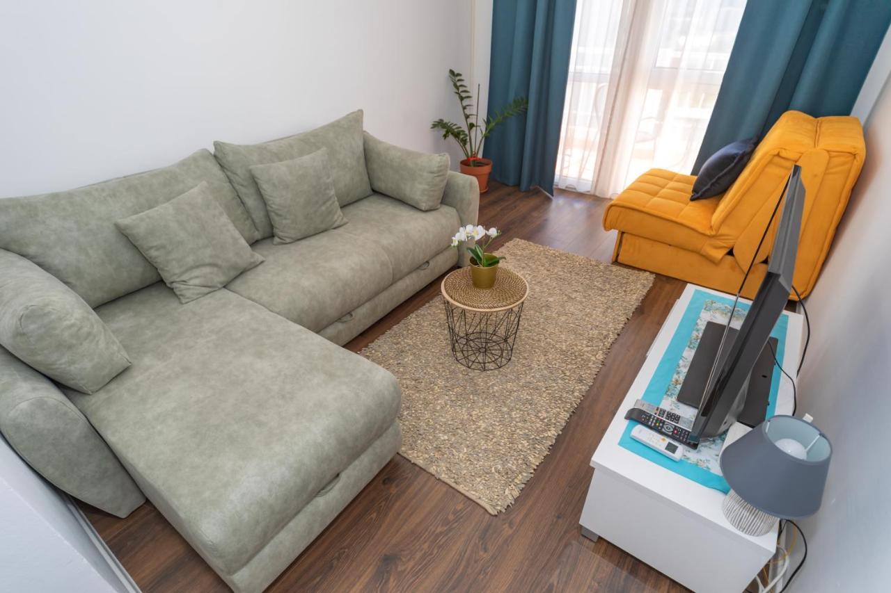 Aloha Apartman Bar Exteriör bild